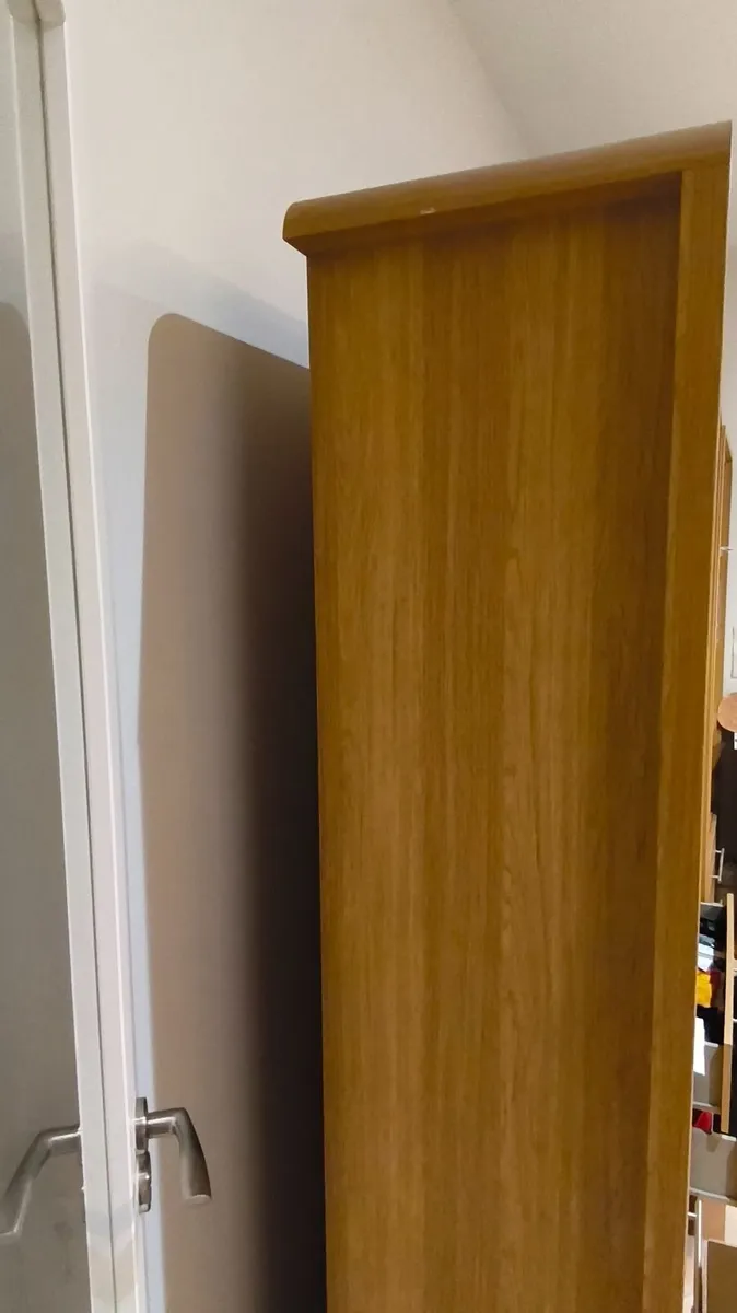 Oak color book shelf ~ lots of space - Image 3