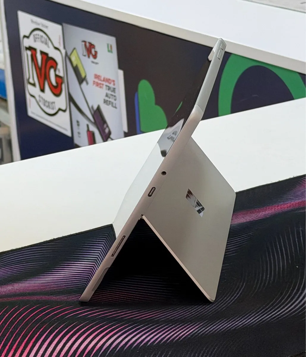 microsoft surface Go 4, Intel Processor N200, MICR - Image 2