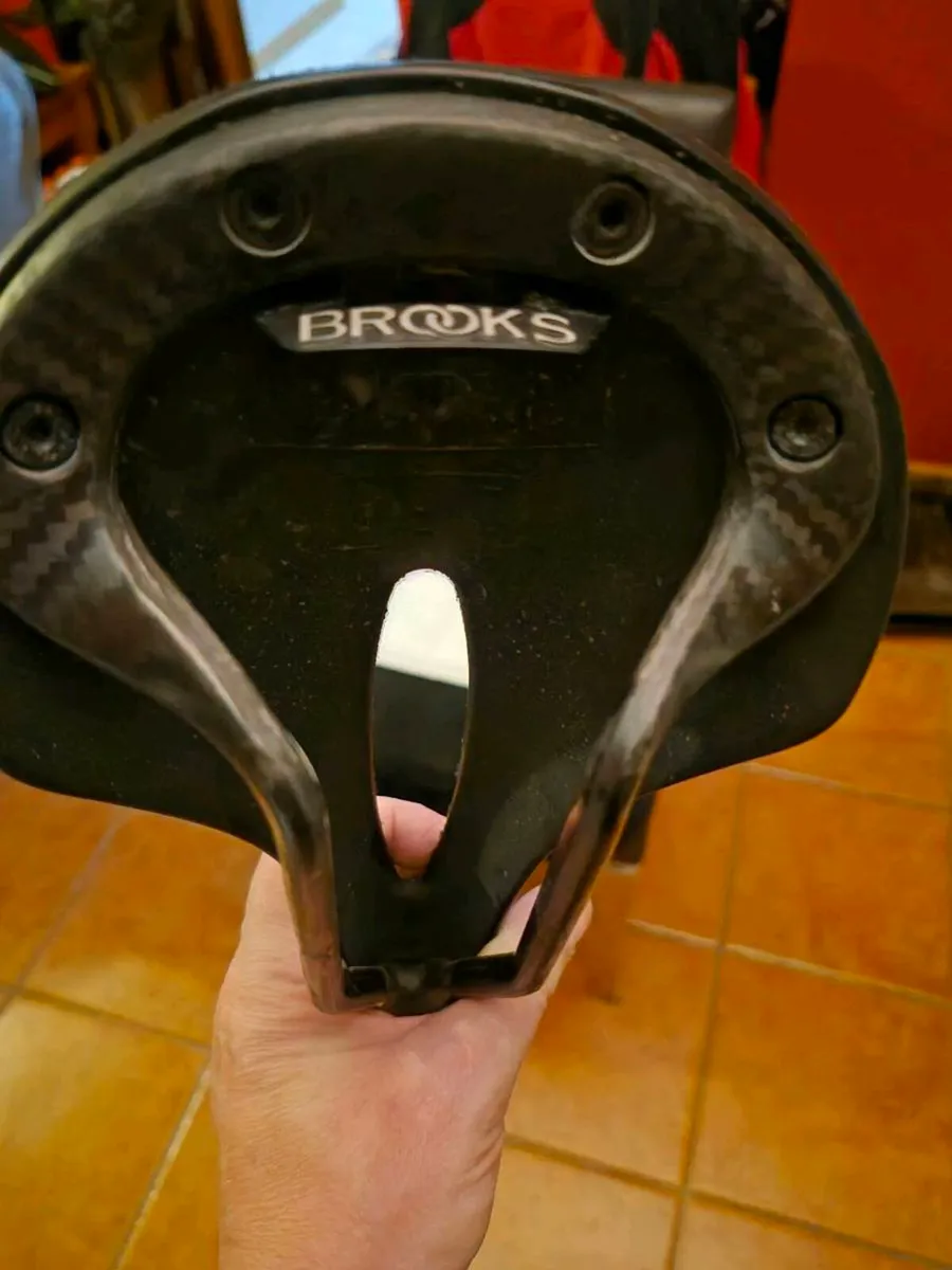 Brooks c13 carved carbon fibre - Image 4