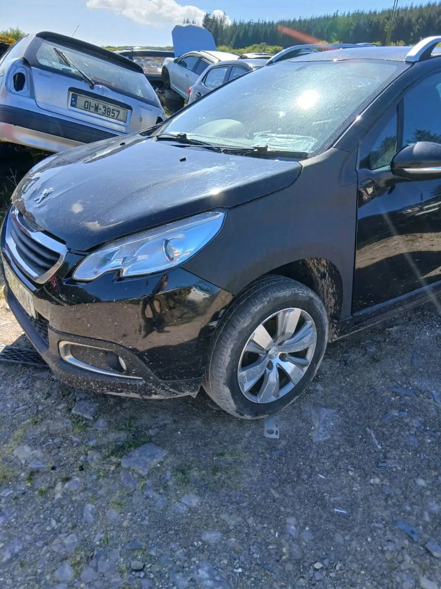 Breaking Peugeot 2008 - Image 4