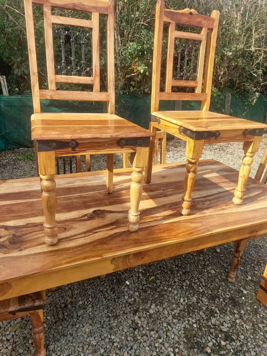 Dining table 6 chairs