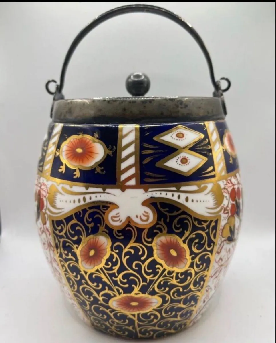 150 year old Davenport Ginger Jar - Image 1