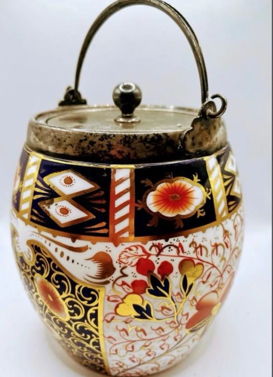 150 year old Davenport Ginger Jar - Image 3