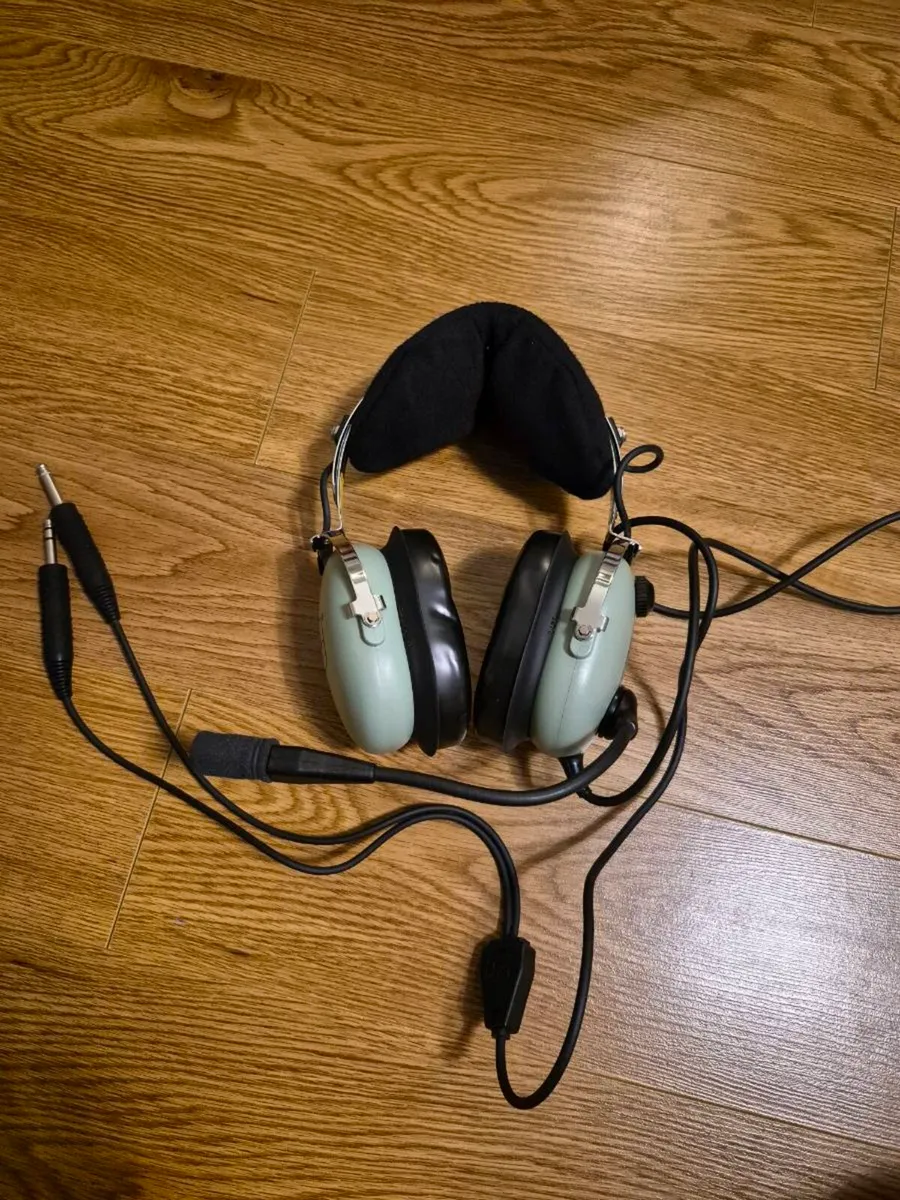 David Clark Aviation Headset - Image 2