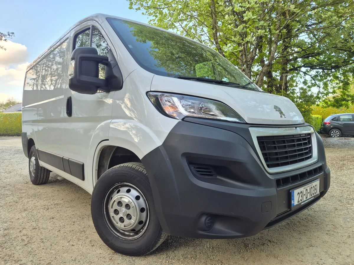 231'PEUGEOT BOXER 2.2 DIESEL- 6 SPEED - Image 1