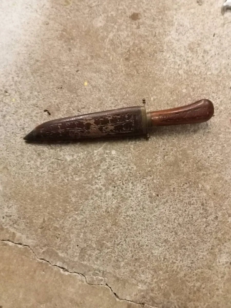 Old dagger - Image 3