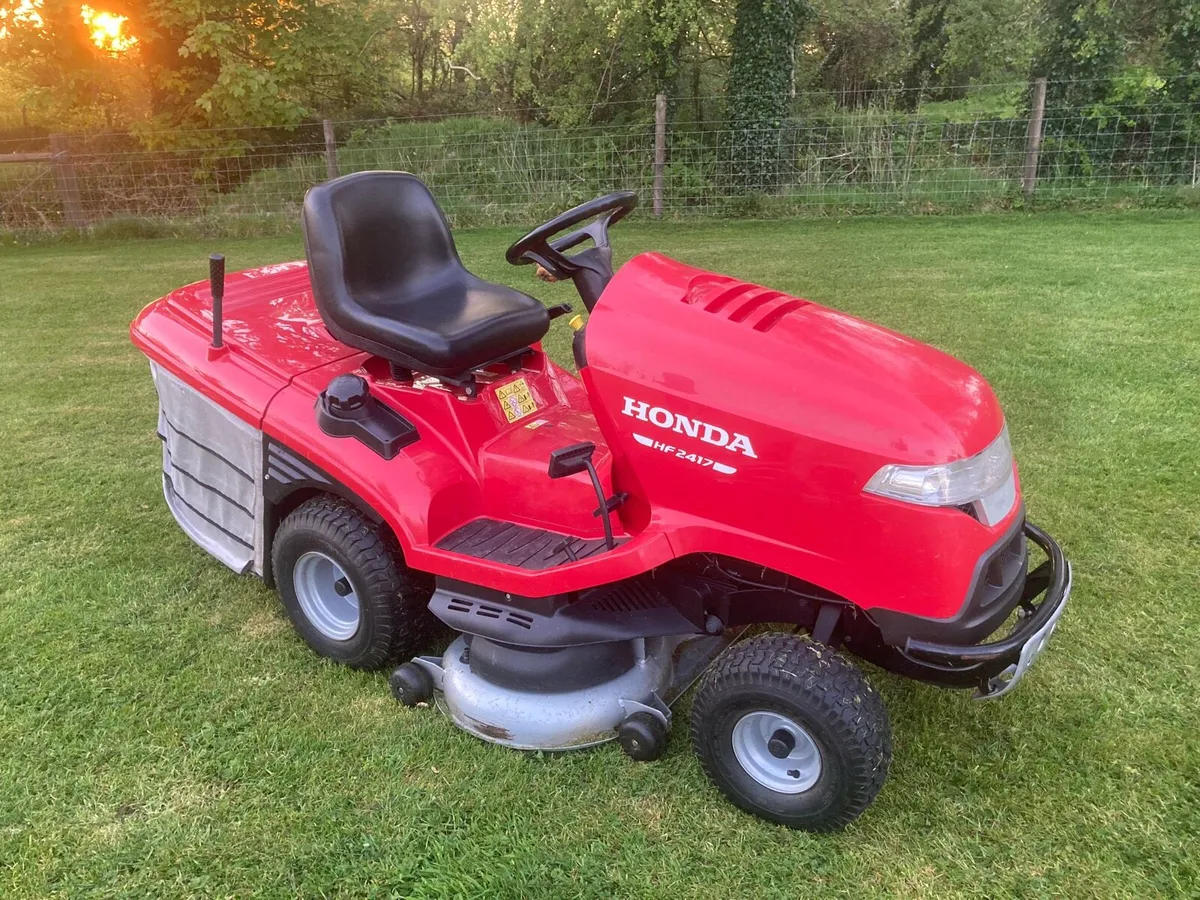 Honda HF2417 Ride on Mower - Image 1