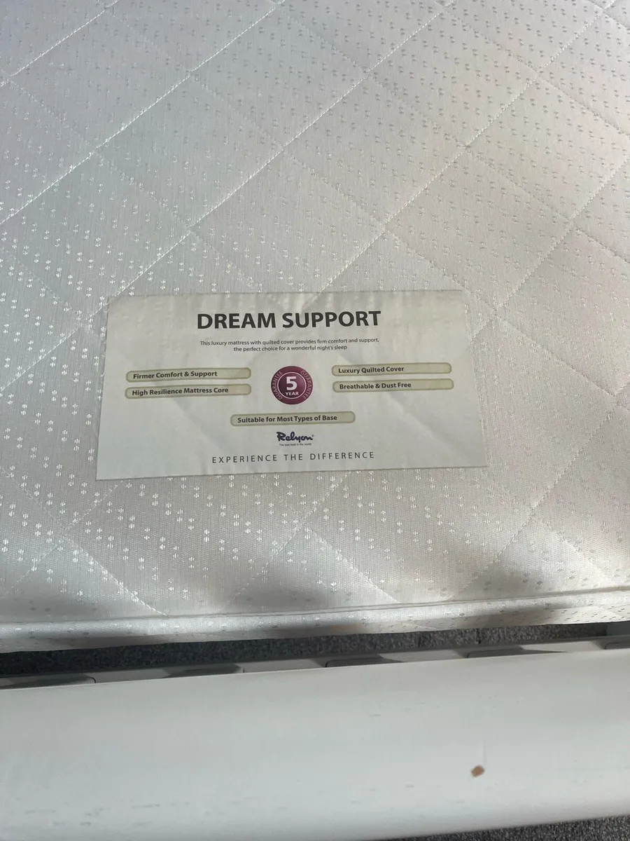 Single beds x 2 - Image 3