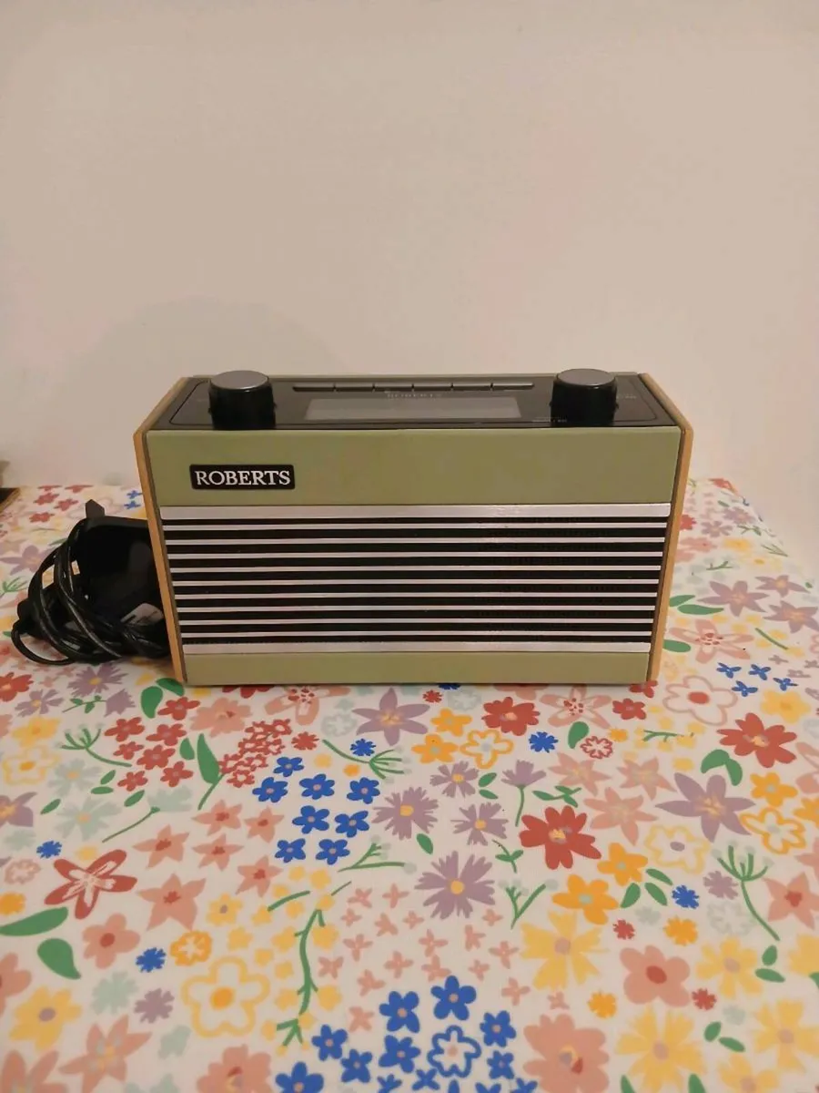 Roberts Rambler BT Portable Radio – Retro Sage Gre - Image 1