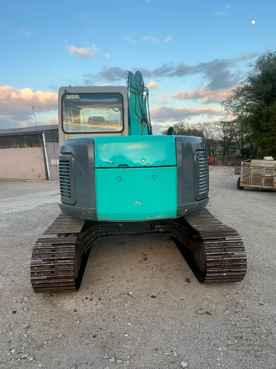Kobelco machine - Image 3