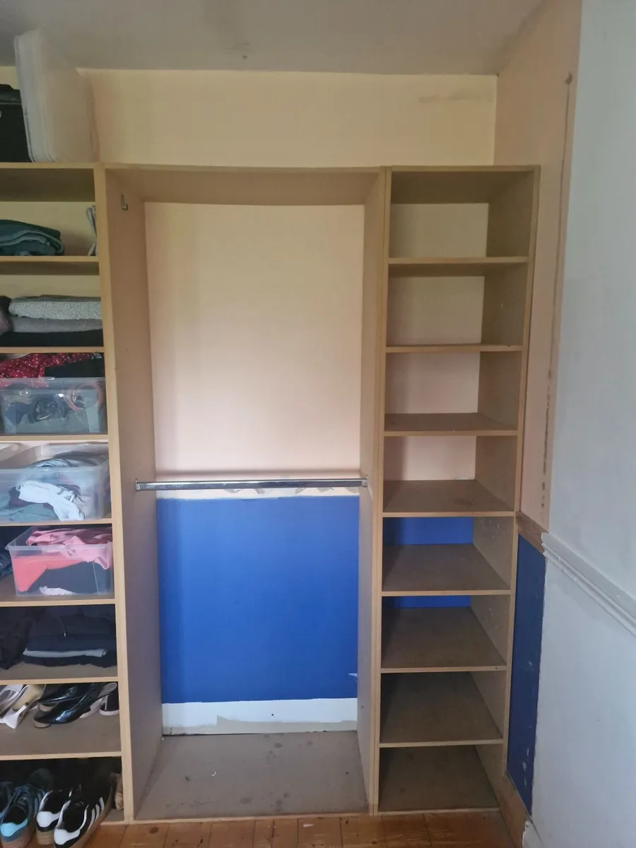 Wardrobe shelf - Image 1