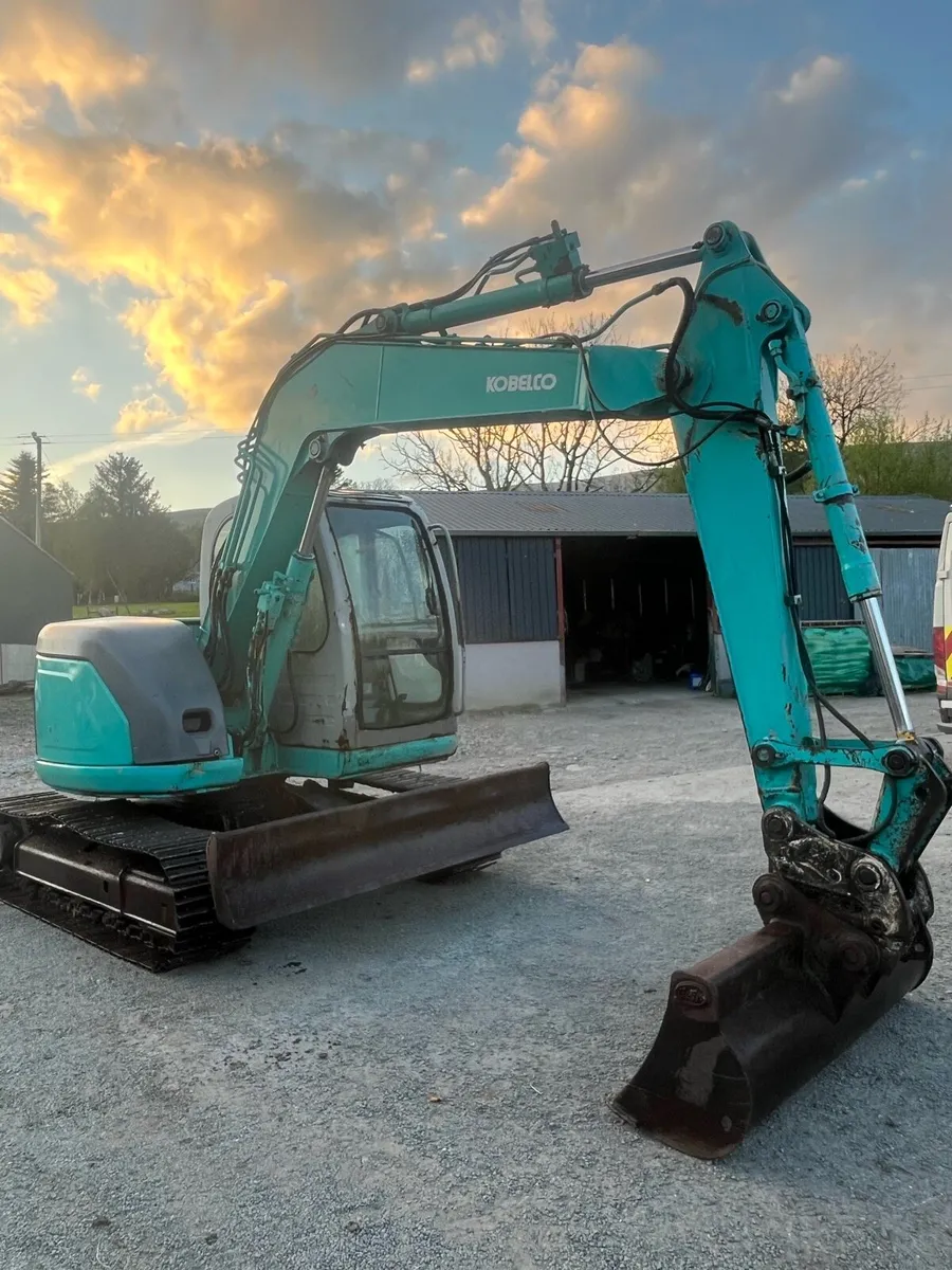 Kobelco machine - Image 2