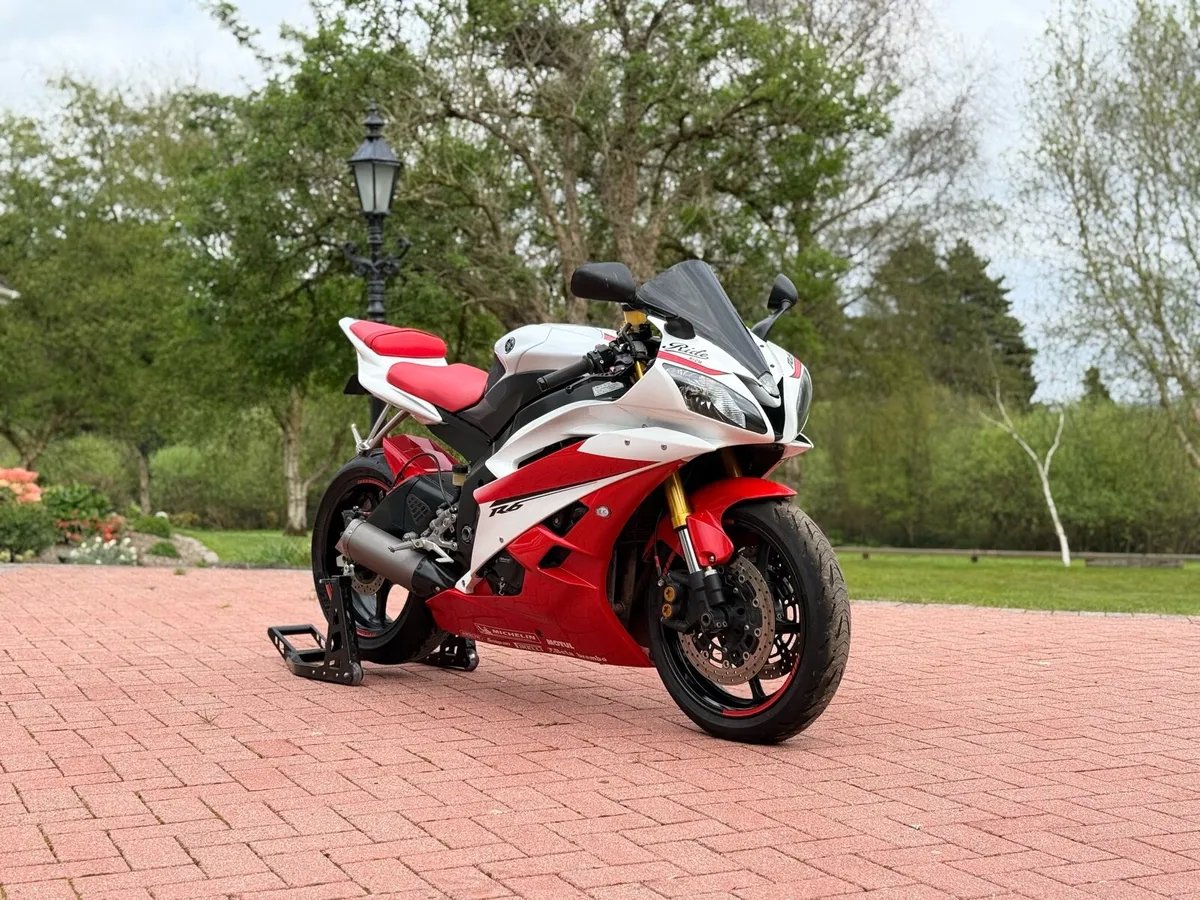 2007 Yamaha R6 - Image 1