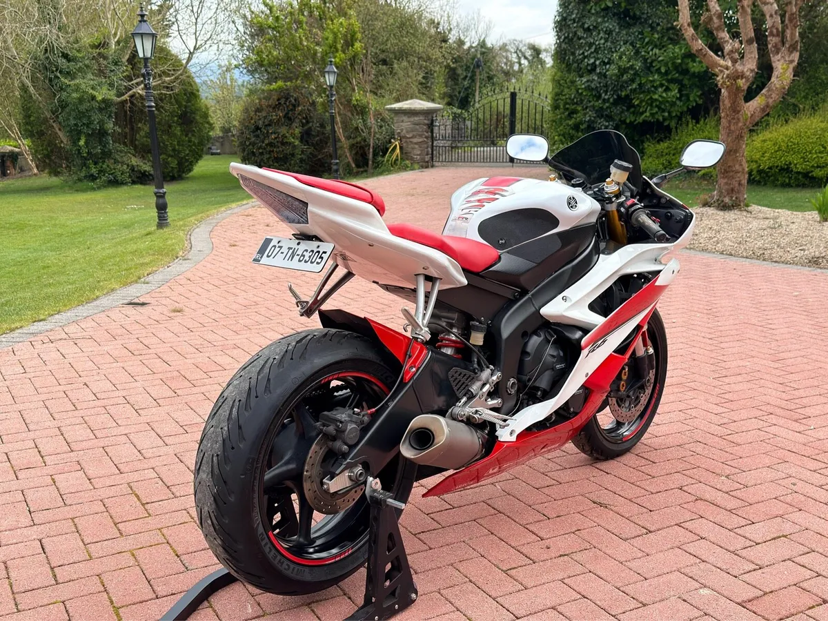 2007 Yamaha R6 - Image 4