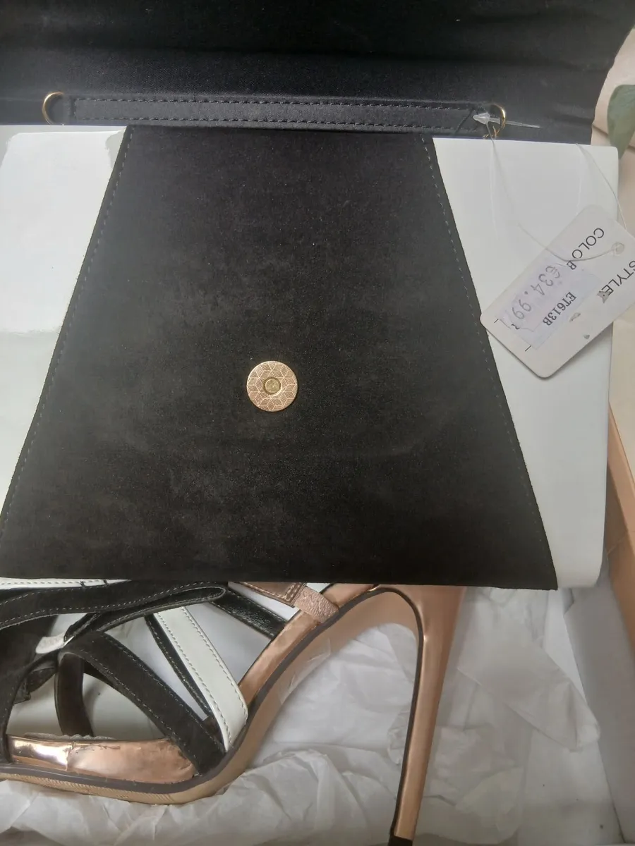 Ladies shoes - Image 4