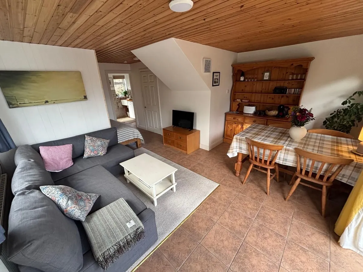 Holiday let - Image 3