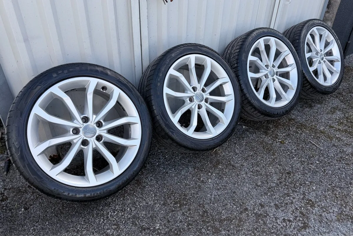 Genuine Audi Alloys 18” - Image 1