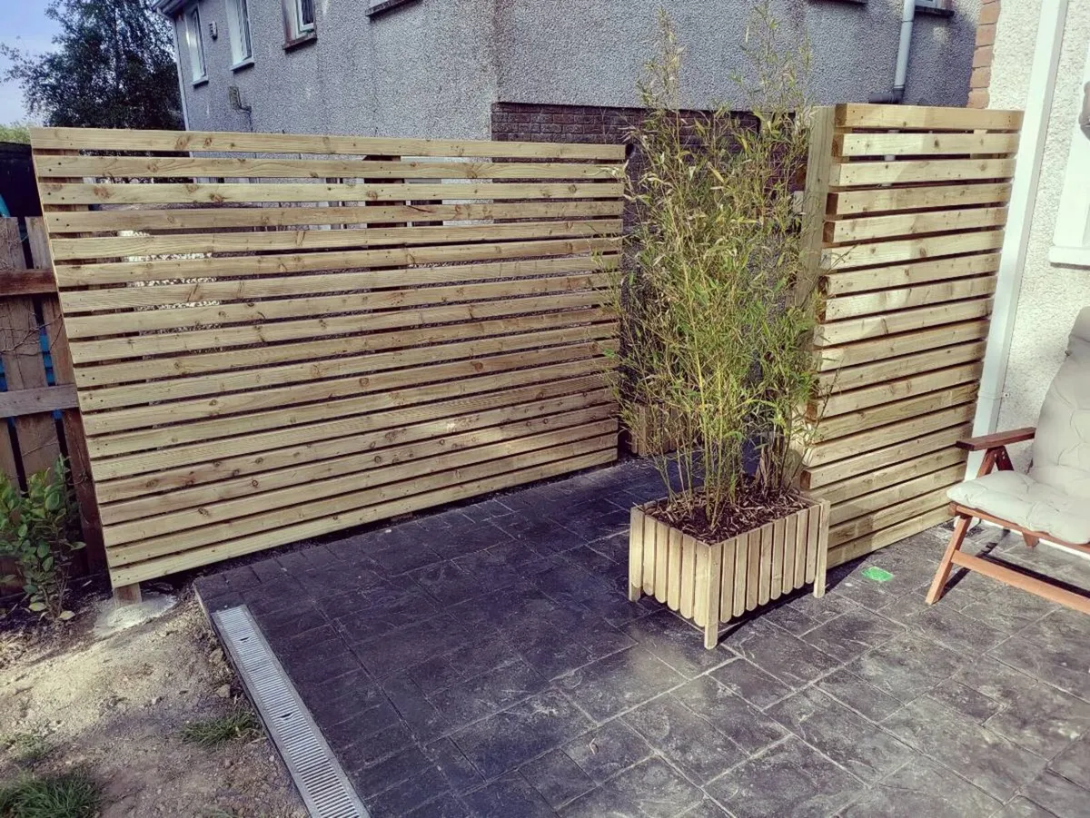 Privacy screening and fencing - Image 3