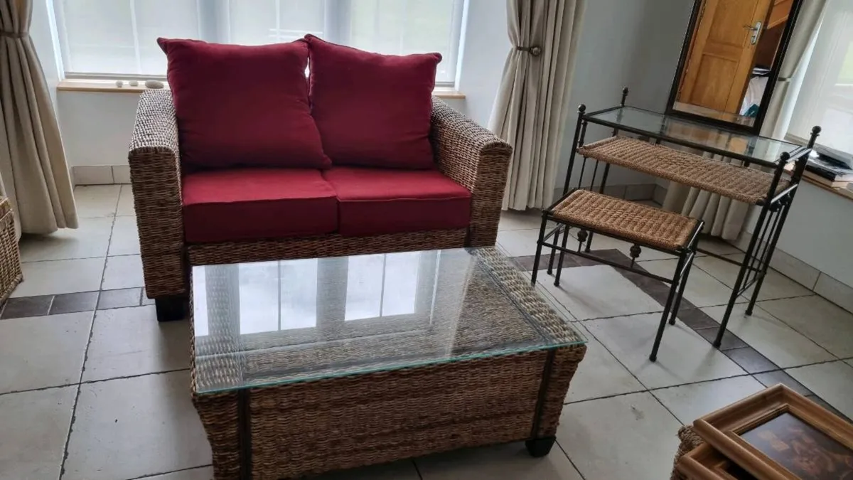 Wicker sofa - Image 3