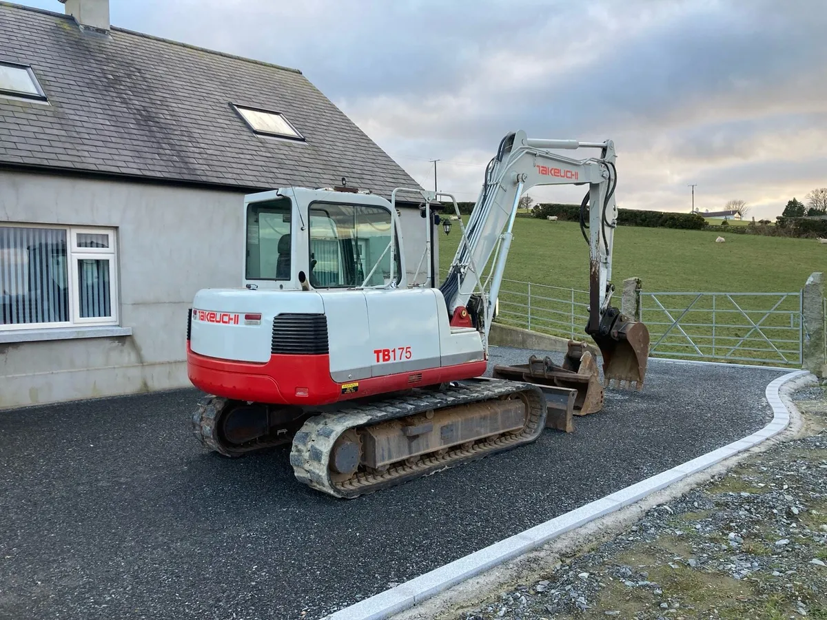 Takeuchi TB175 - Image 3