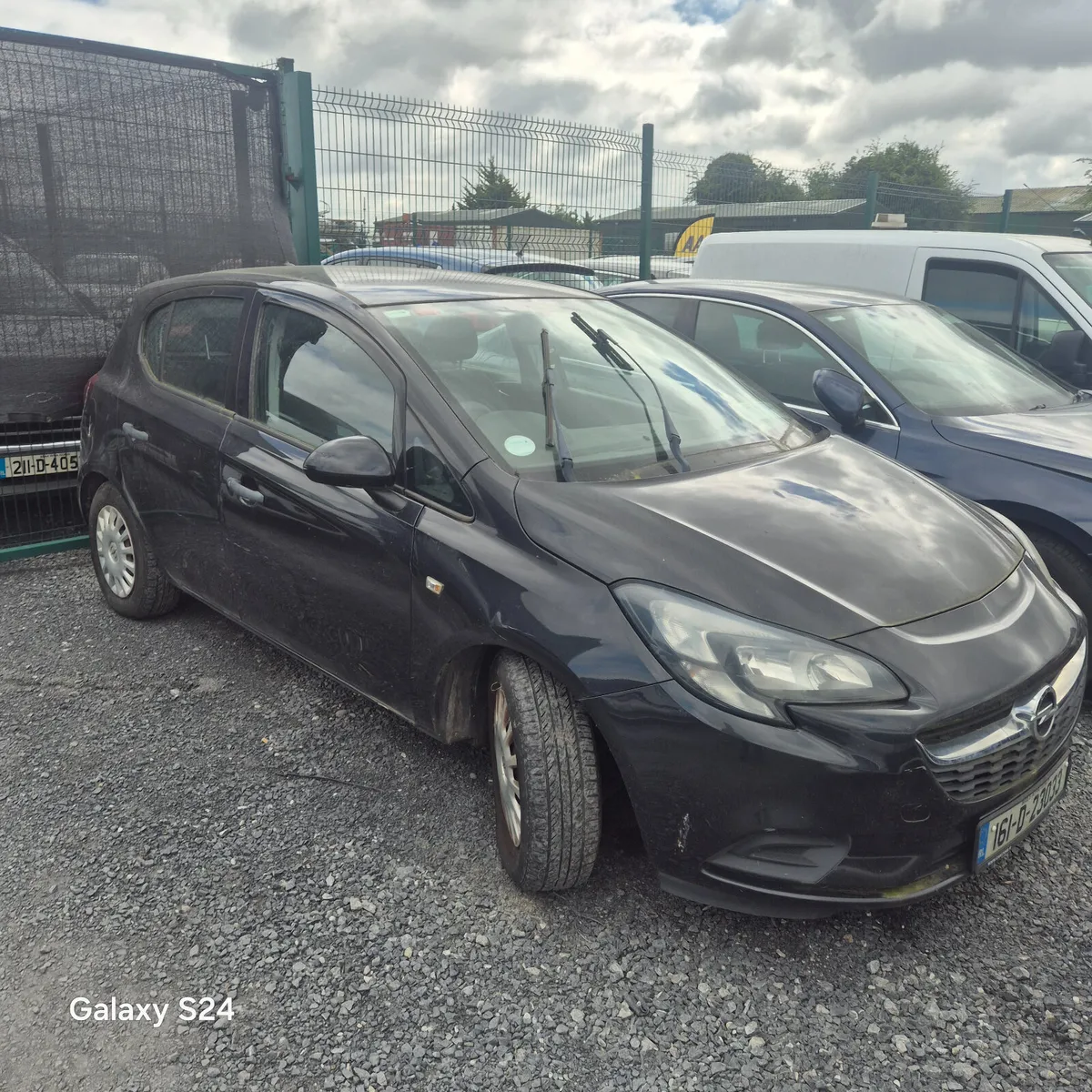 2016 opel Corsa 1.4 petrol - Image 4