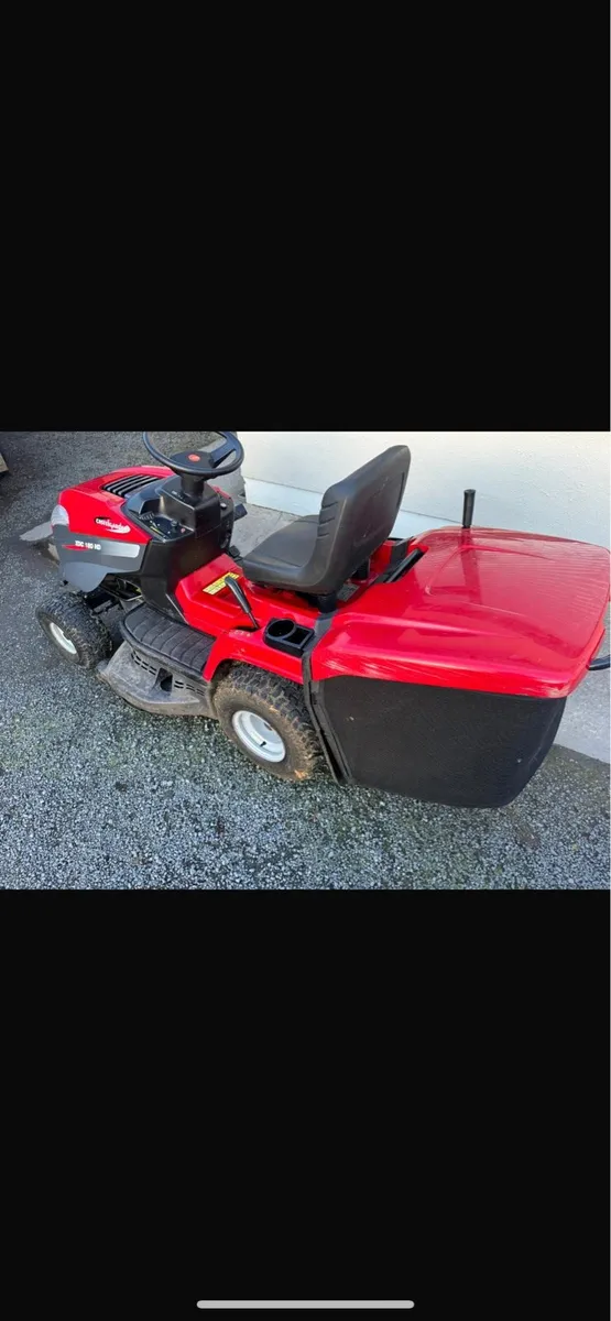 Ride on lawnmower - Image 2