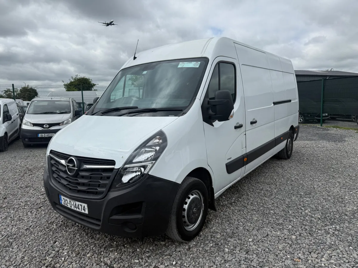 Opel Movano 2021 Low Mileage Only 94 KMS - Image 3