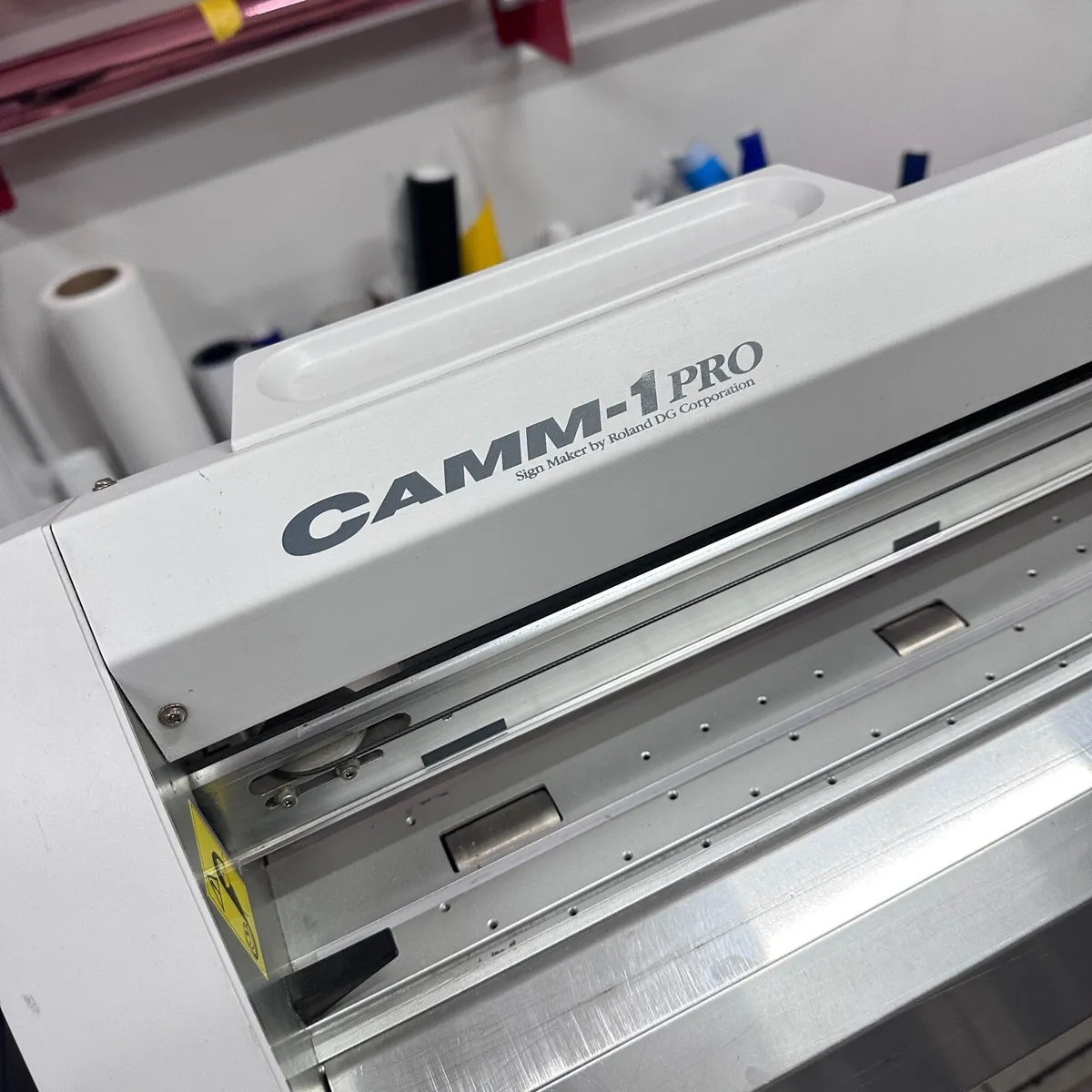 Roland CAMM-1 Pro GX-500 Vinyl Cutter - Image 3