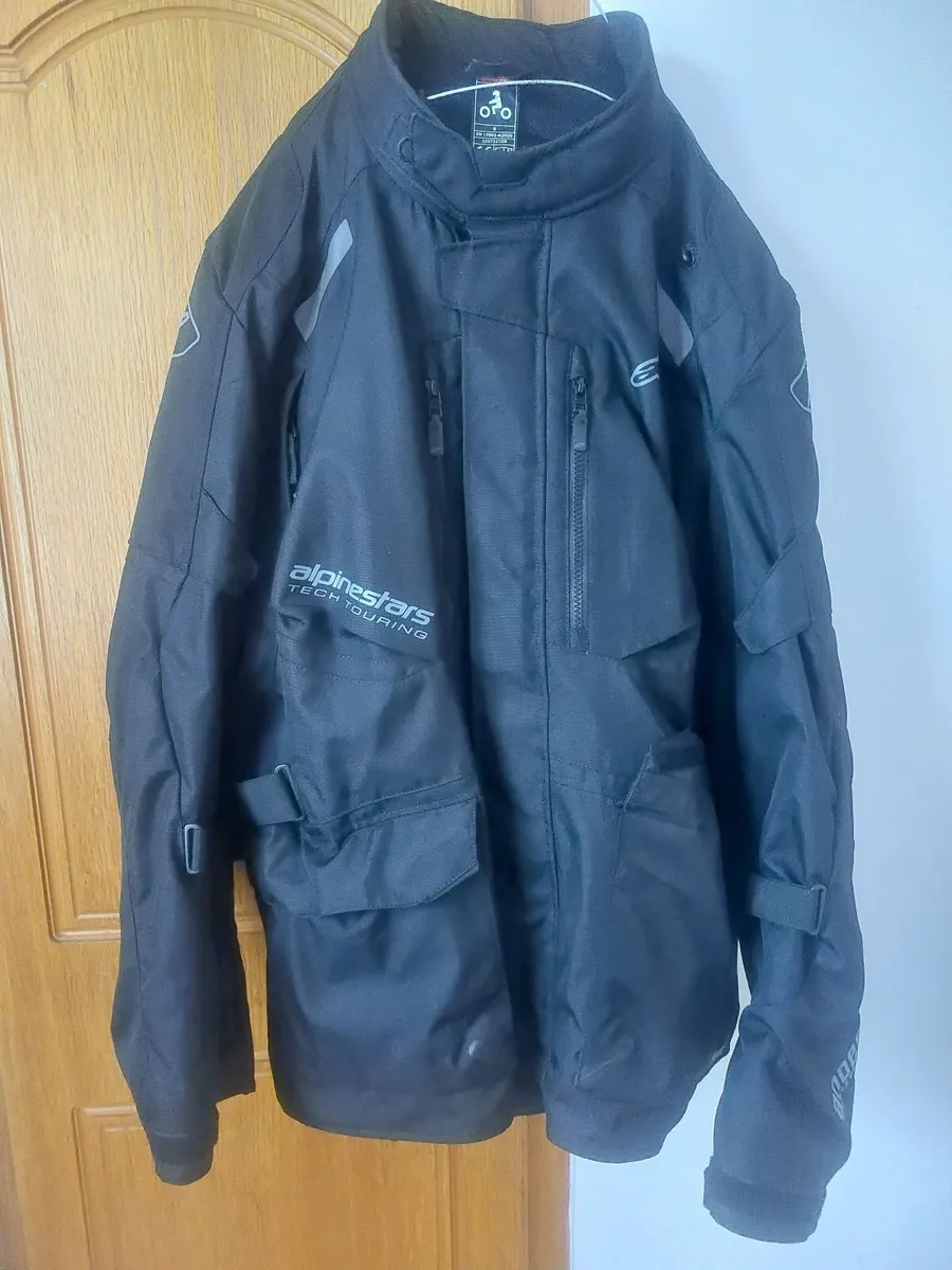 Motorcycle jacket and boots(Like New) - Image 2