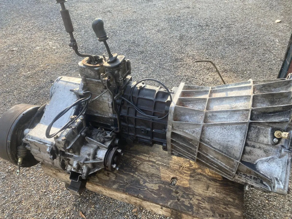 Land Rover TD5 R380 gearbox - Image 2