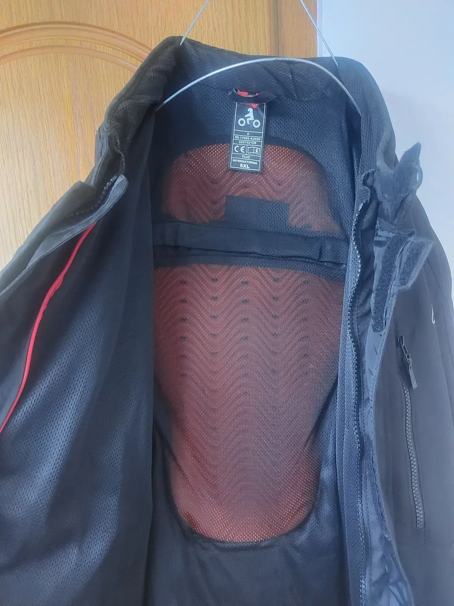 Motorcycle jacket and boots(Like New) - Image 3