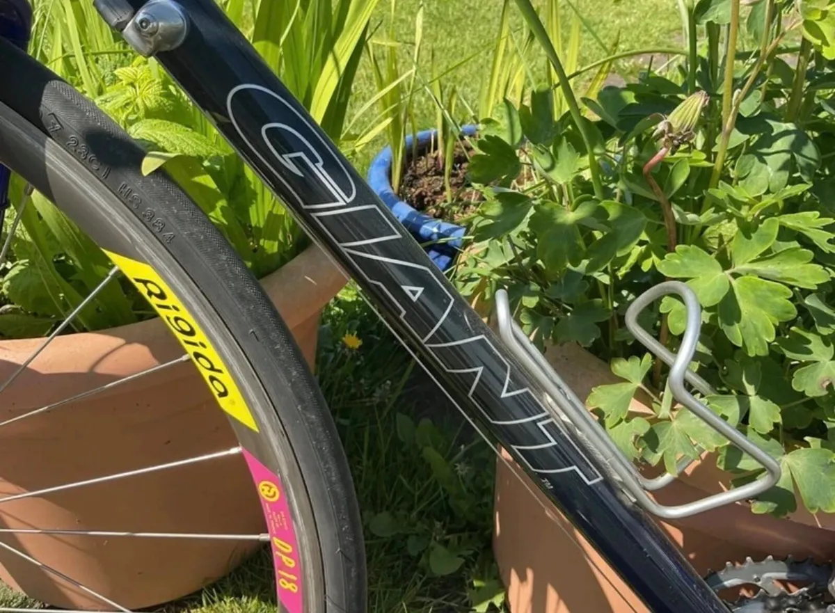 Giant Cadex CFR 3 Bike - Image 4