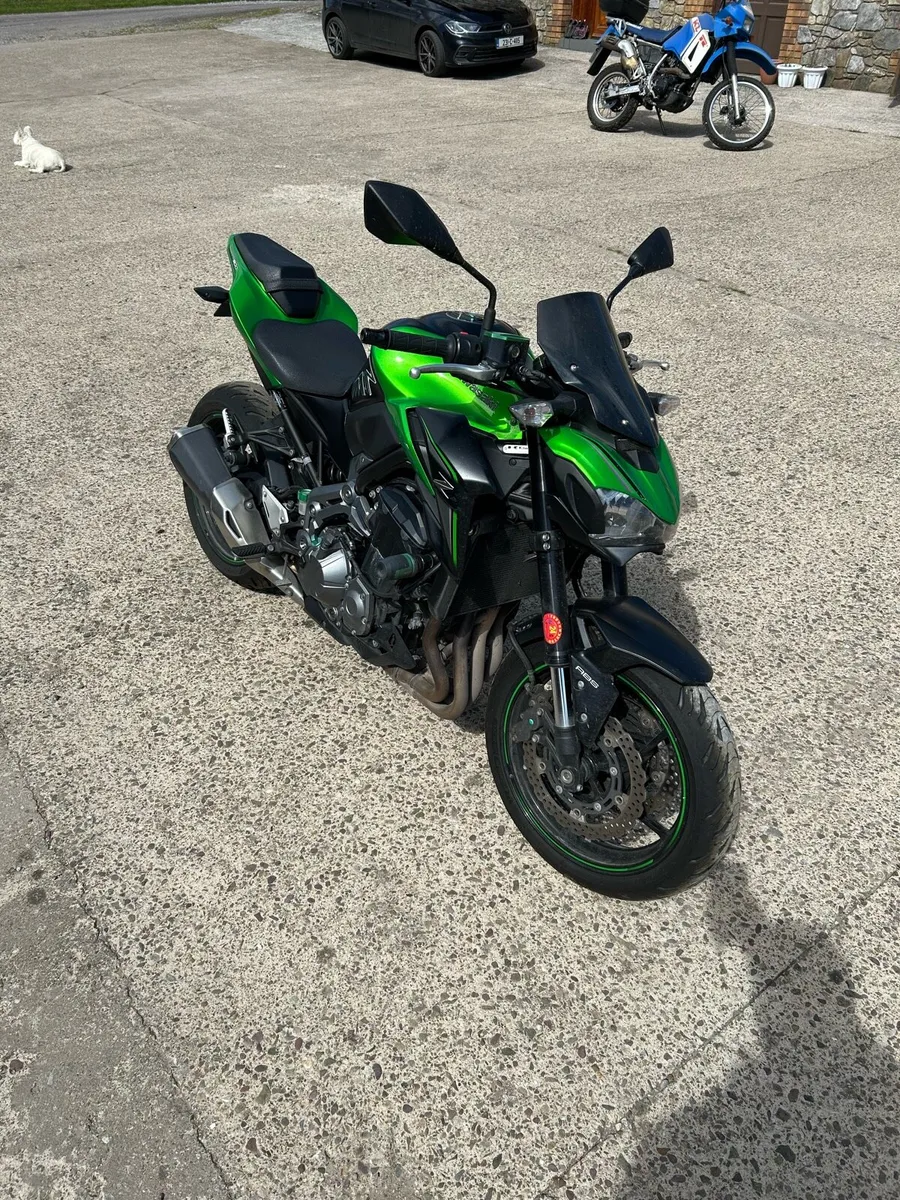 Kawasaki Z900 - Image 1