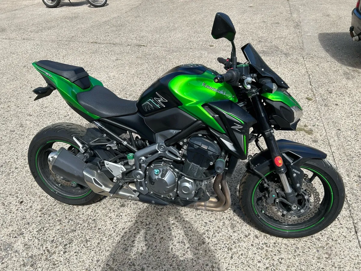 Kawasaki Z900 - Image 2