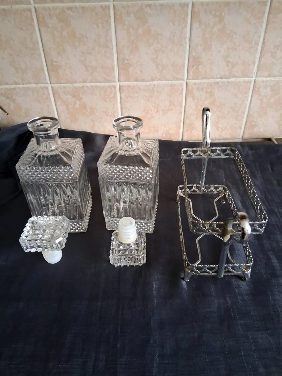 Crystal Glass Decanter Set - Image 2
