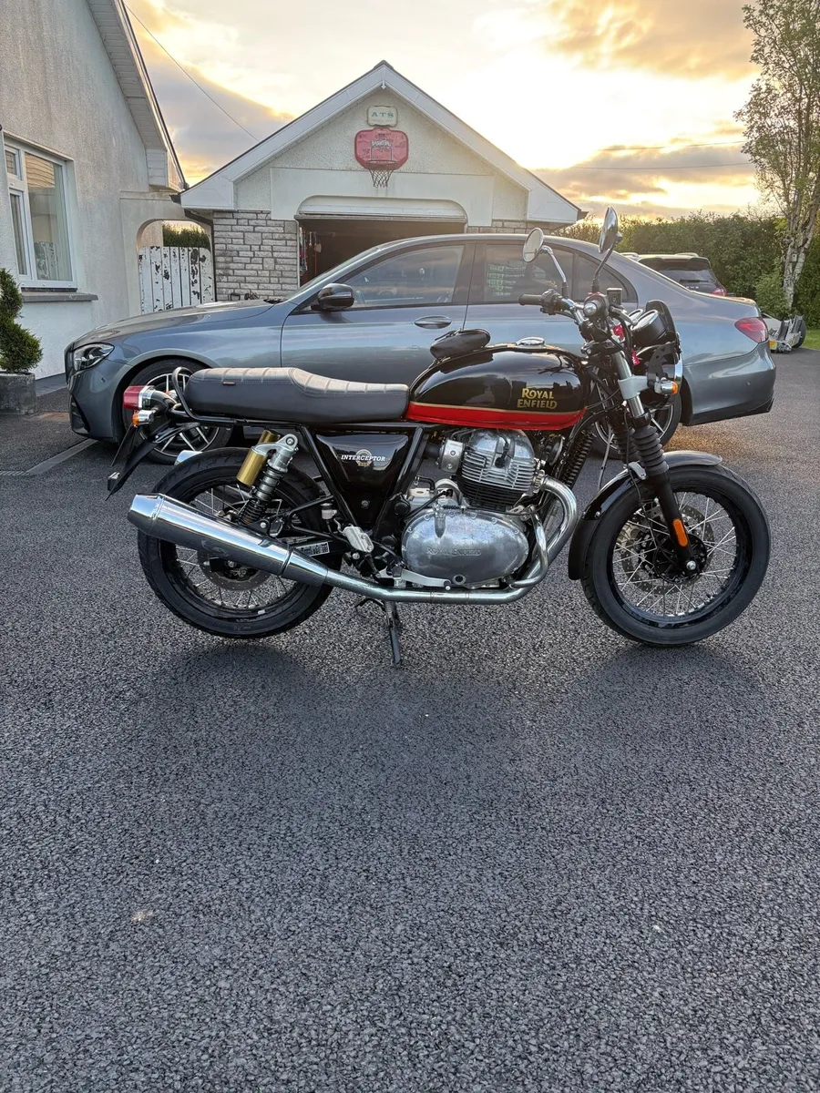 2025 Royal Enfield interceptor 650 - Image 4