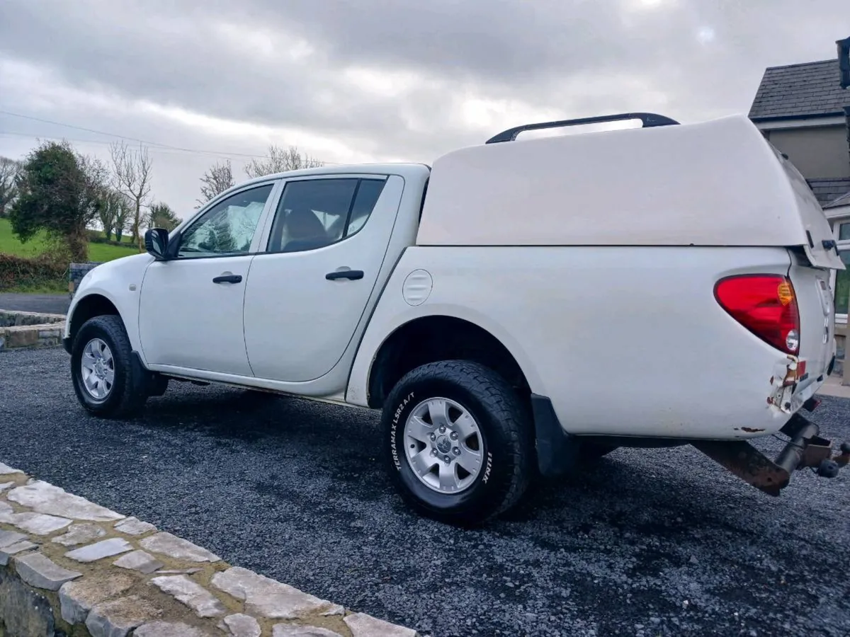 Mitsubhi L200 - Image 1