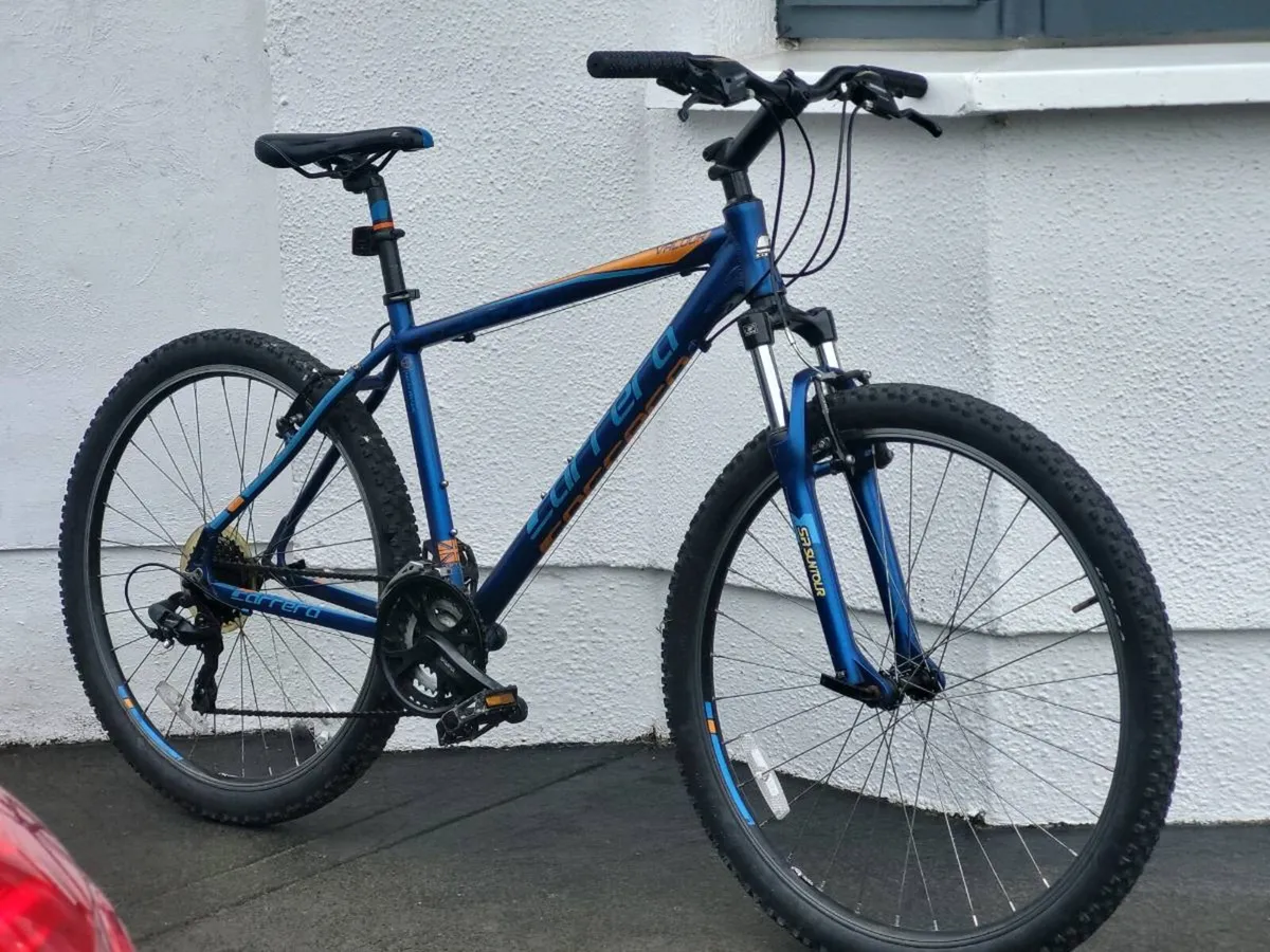 GUYS CARERRA IN WORKING ORDER - Image 1