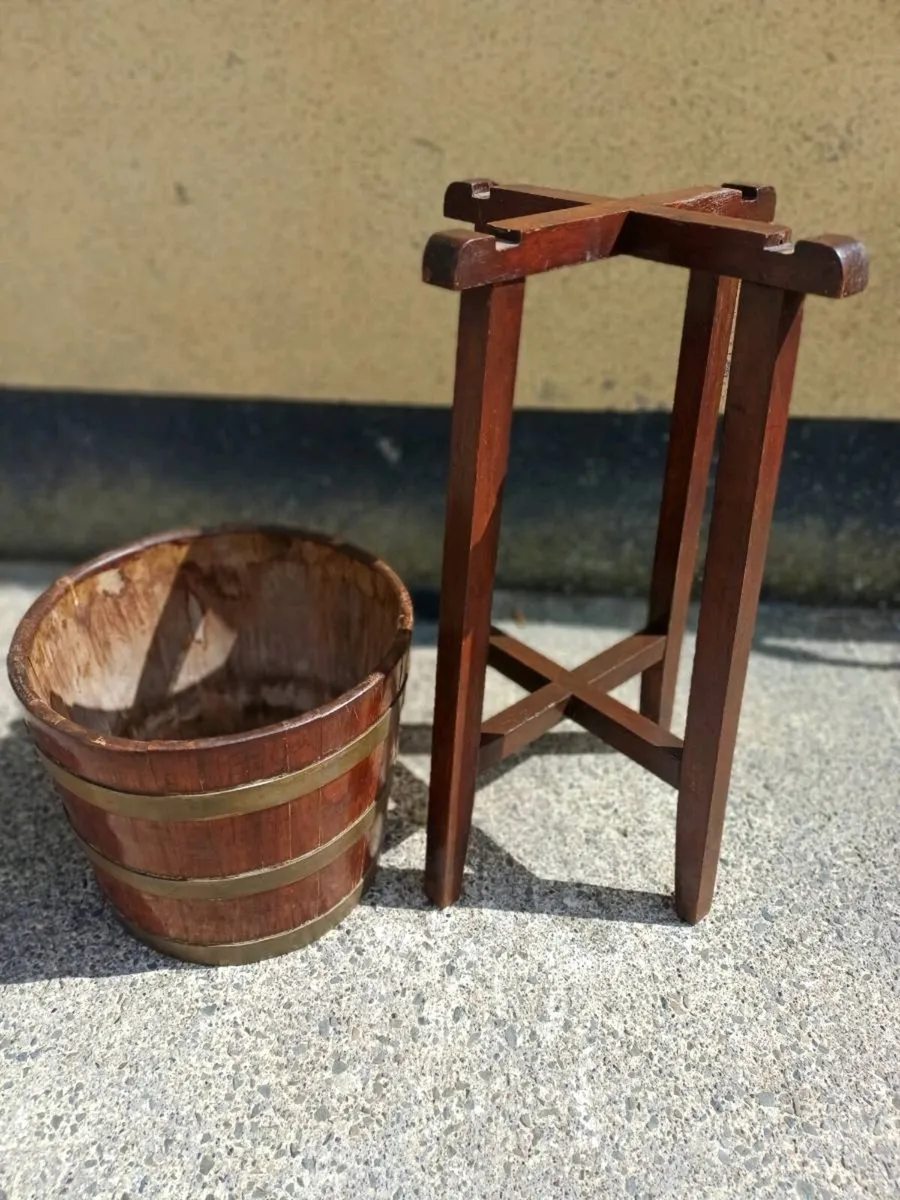 Vintage Oak Plant Pot & Stand - Image 4