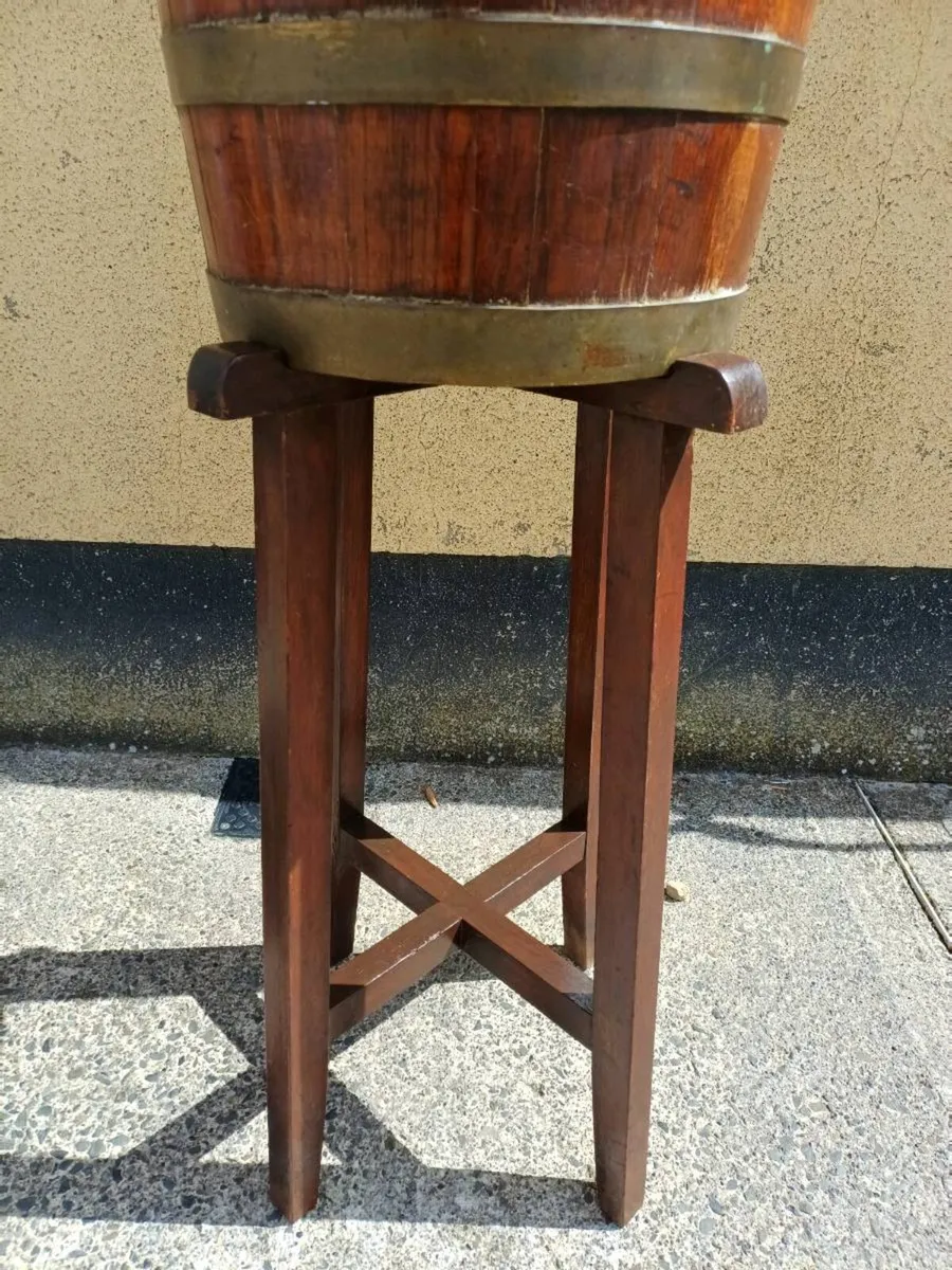 Vintage Oak Plant Pot & Stand - Image 2