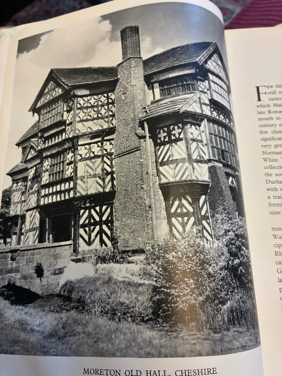 Castles And Manor Houses Illustrated - Image 3