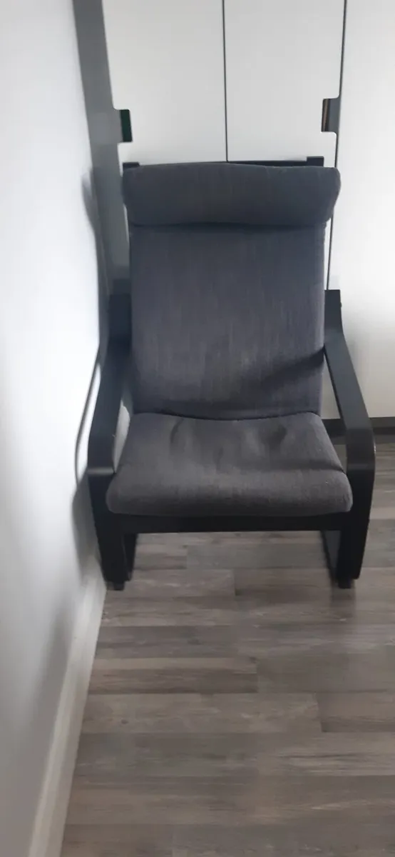 Chair and footstool - Image 2