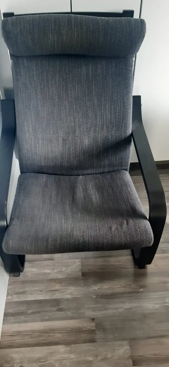 Chair and footstool - Image 3