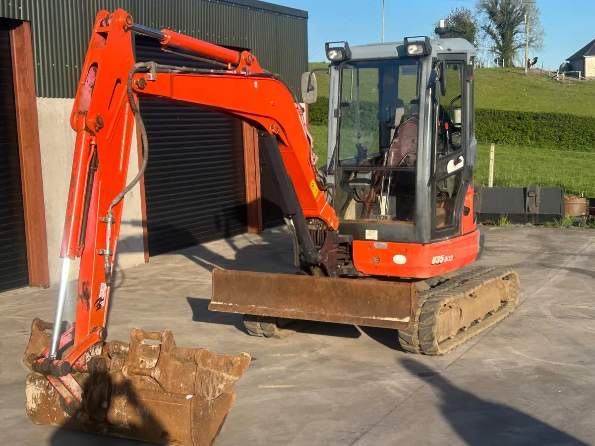 Kubota 35 u - Image 1