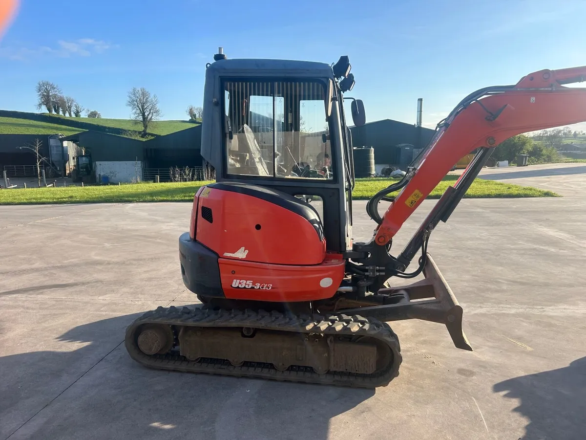 Kubota 35 u - Image 2