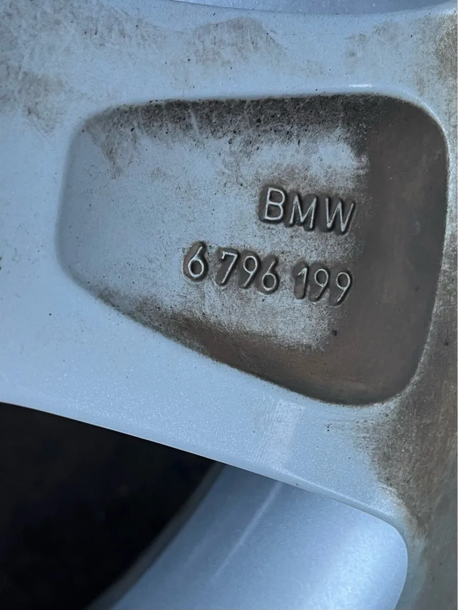 16’ Genuine Bmw Vw Transporter 5x120 alloy wheels - Image 4