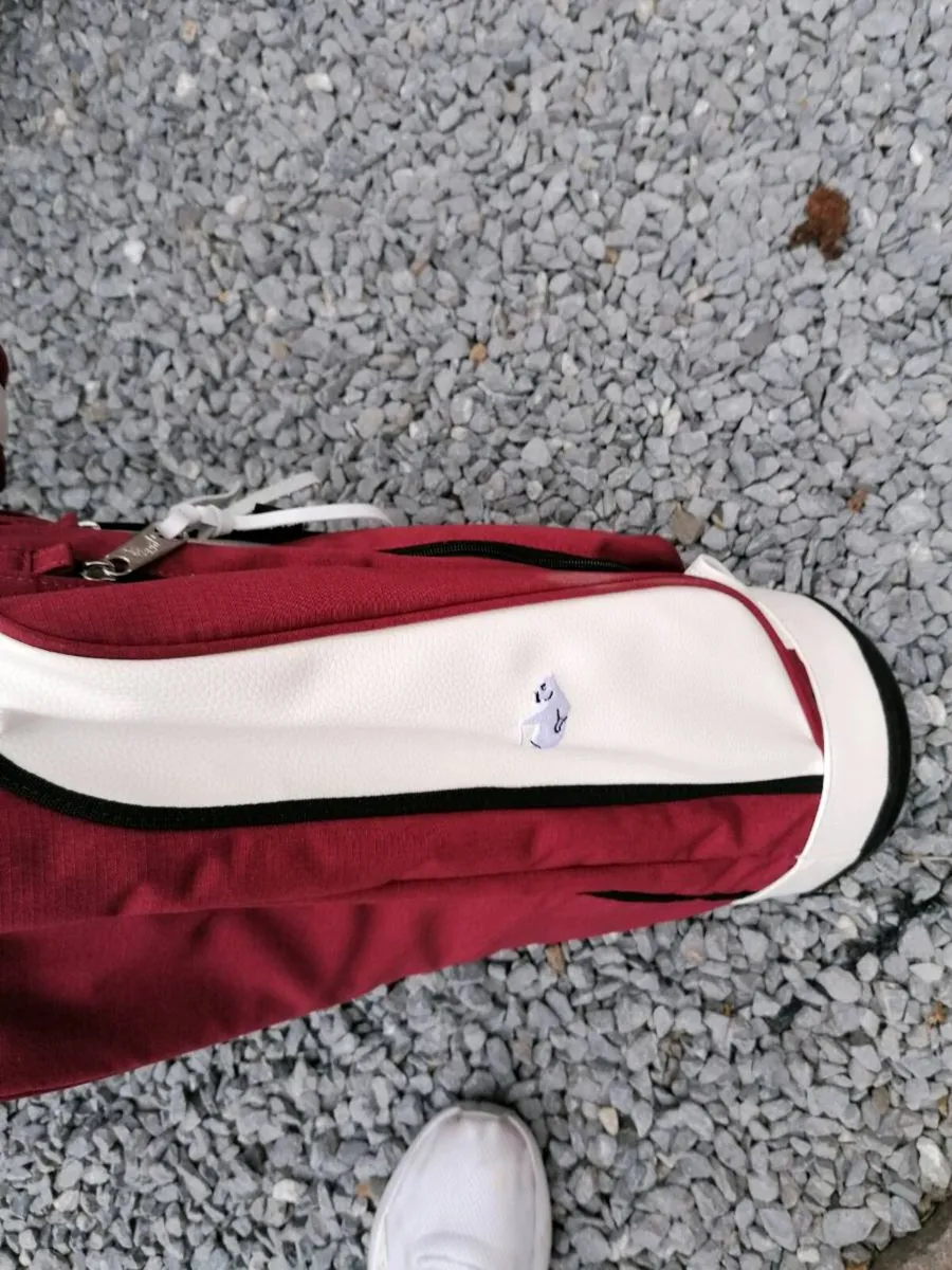 Hogs head logoed Golf Bags - Image 2