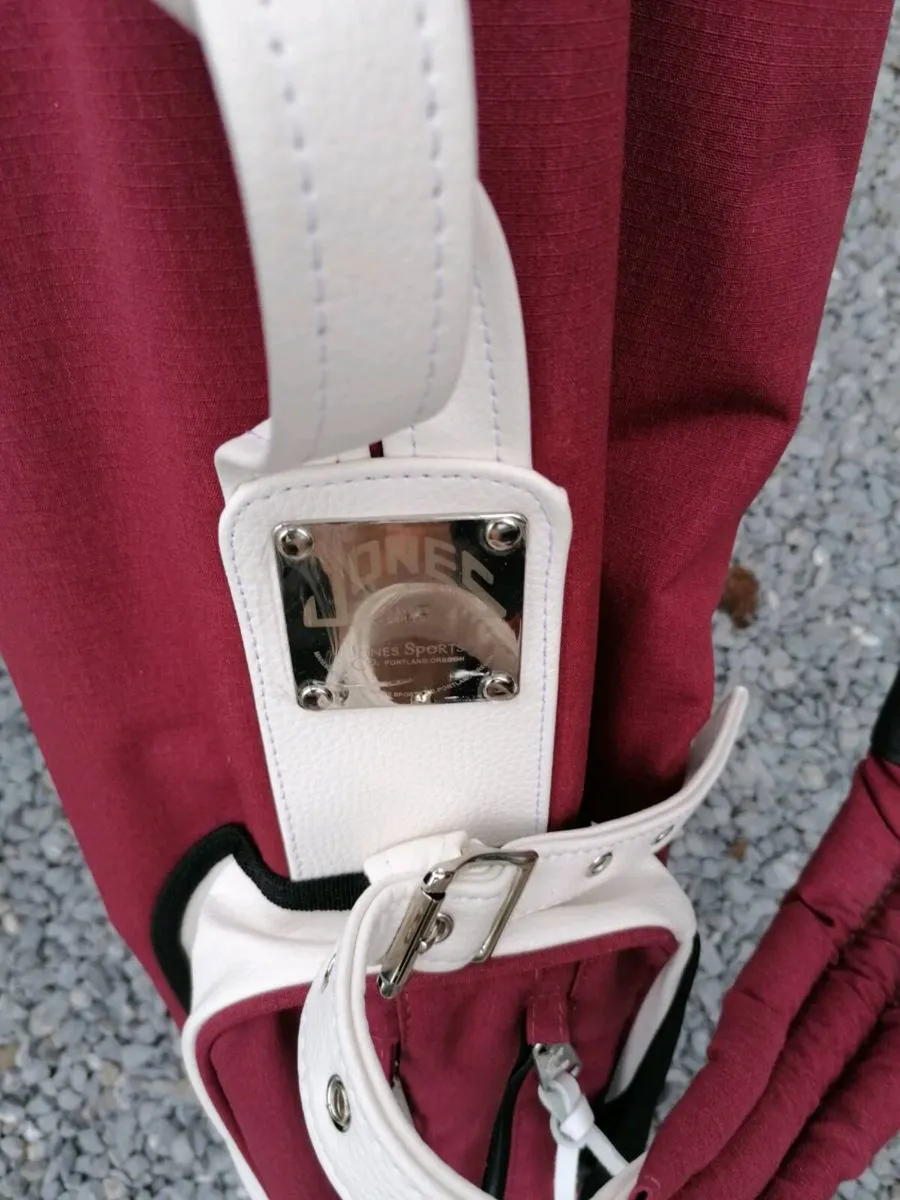 Hogs head logoed Golf Bags - Image 3