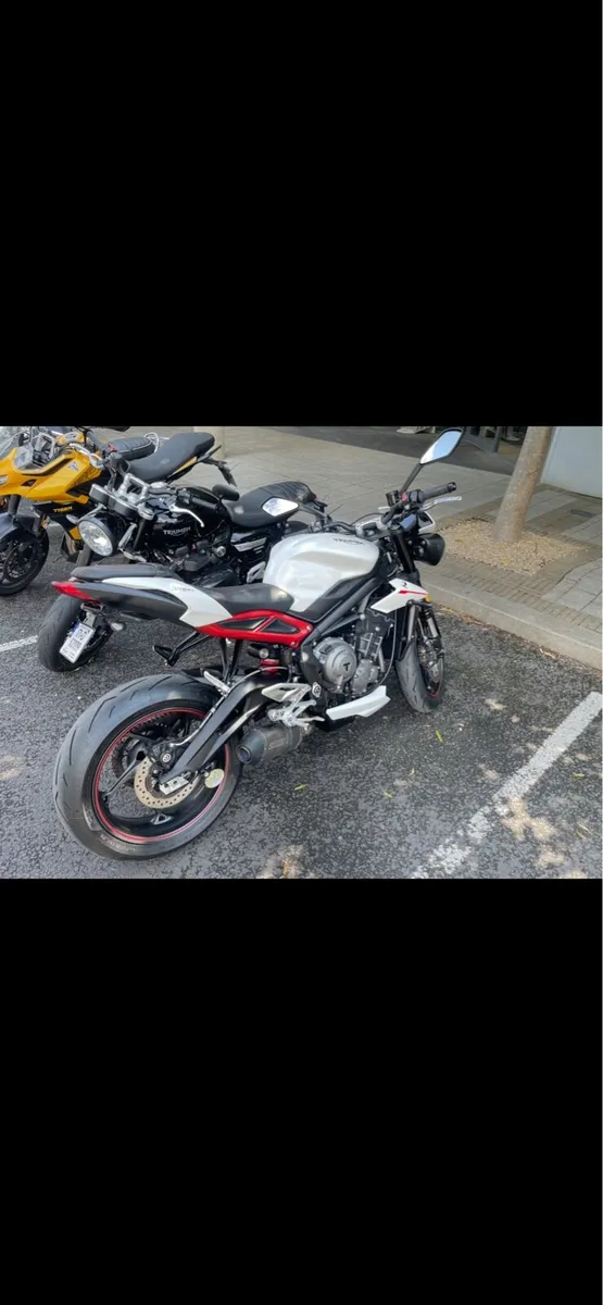 Triumph street triple 765R - Image 2