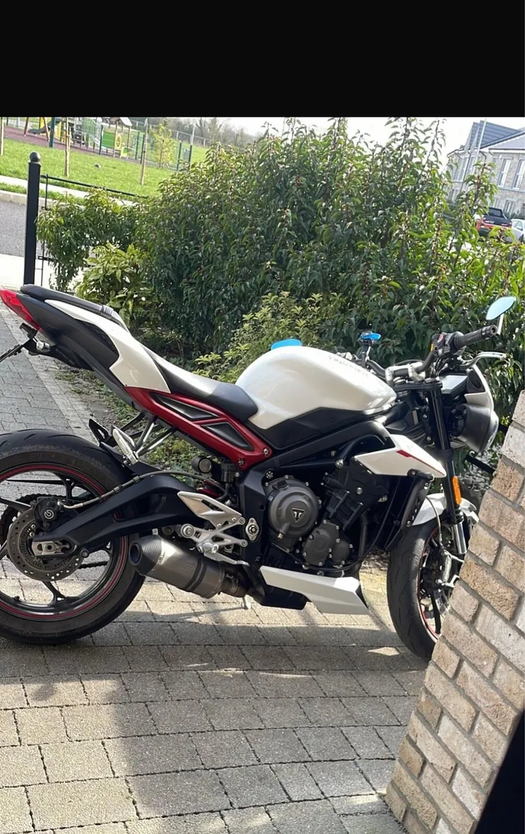 Triumph street triple 765R - Image 4